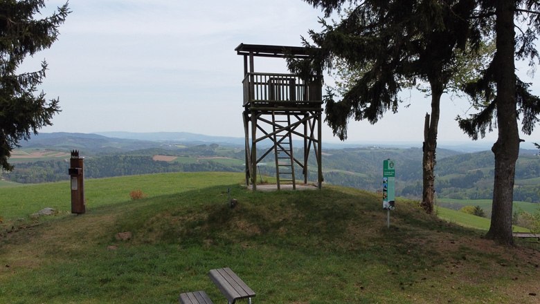 Der Blickplatz befindet sich am Luckerbauerriegel (789 m), © WIA/CW