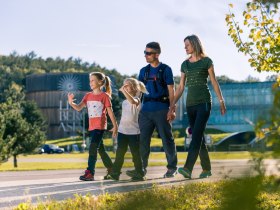 Bei der Therme Linsberg Asia, © Wiener Alpen in Niederösterreich