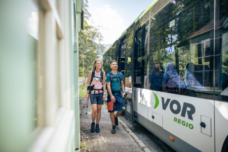 Reach your destination by bus &amp; train, © Wiener Alpen, Martin Fülöp