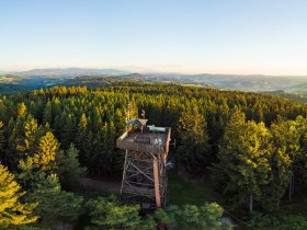 Aussichtswarte Hutwisch, © Wiener Alpen