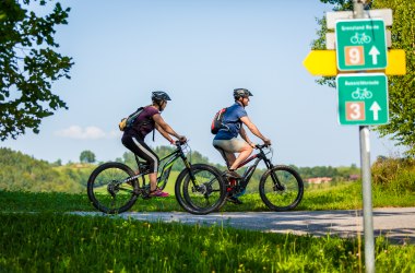 E-biciklizés a Buckligen Weltben, © Wiener Alpen, Christian Kremsl